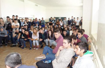 Elevii din Techirghiol au stat de vorbă cu deţinuţii de la Poarta Albă